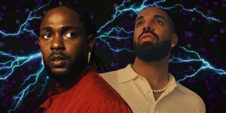 Drake Reportedly Beefs Up Security At His House Following Kanye West Scandal
